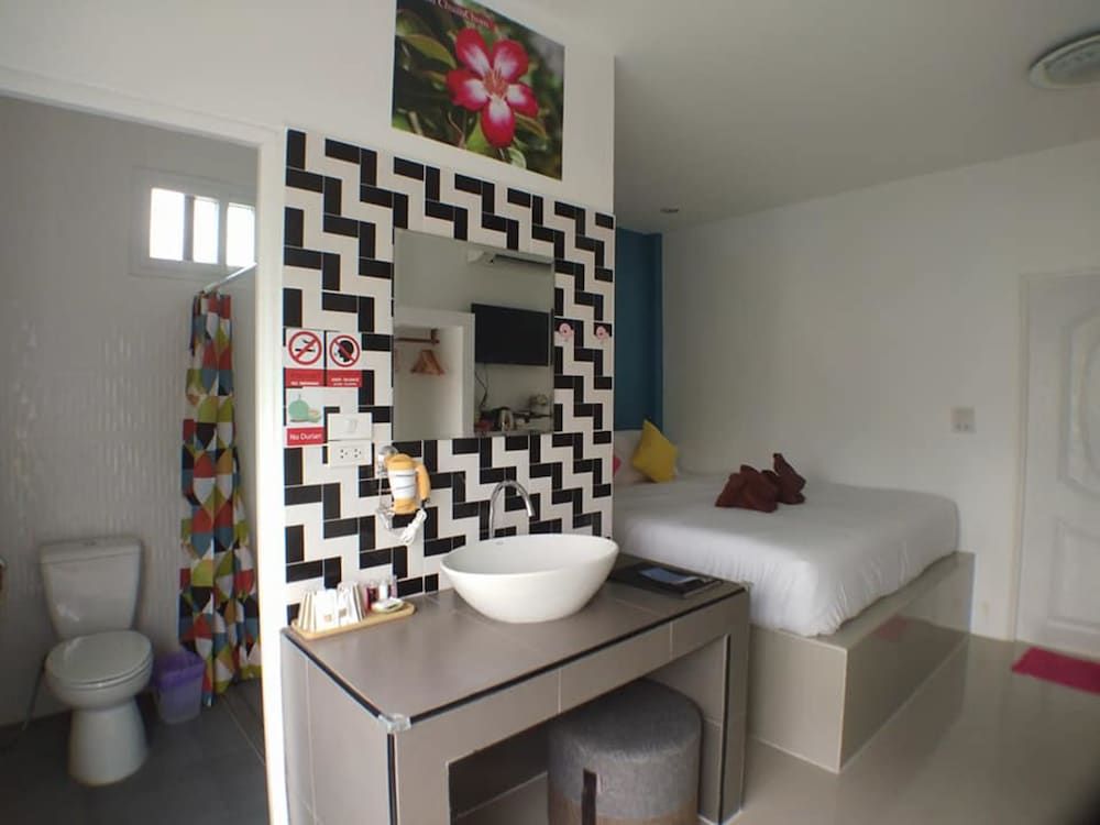 Phannarai House Standard Double Room