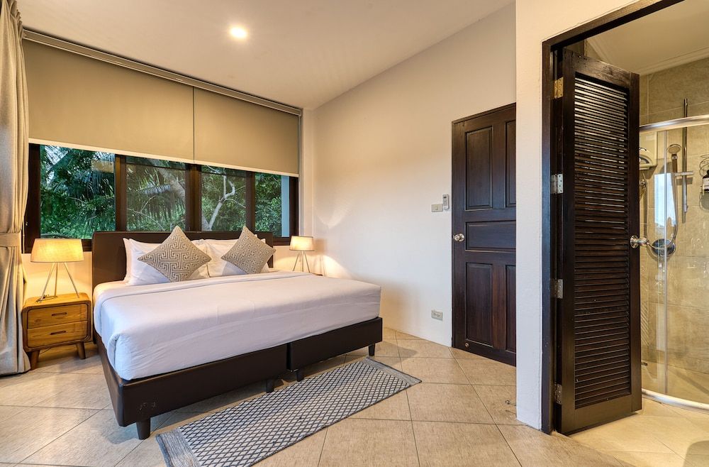 Baan Rawee Villas 2-Bedroom Villa with Sea View 2