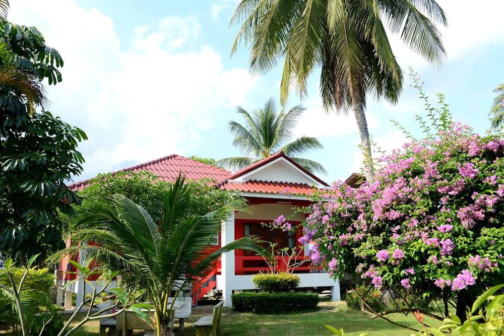 undefined New Sunrise Village Maenam Beach 3