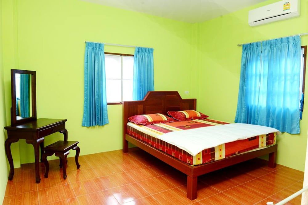 undefined New Sunrise Village Maenam Beach 2