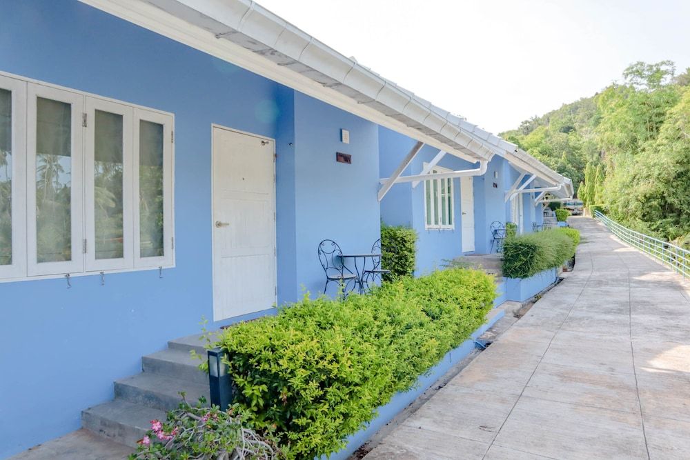 undefined OYO 929 100 Boutique Hotel 4