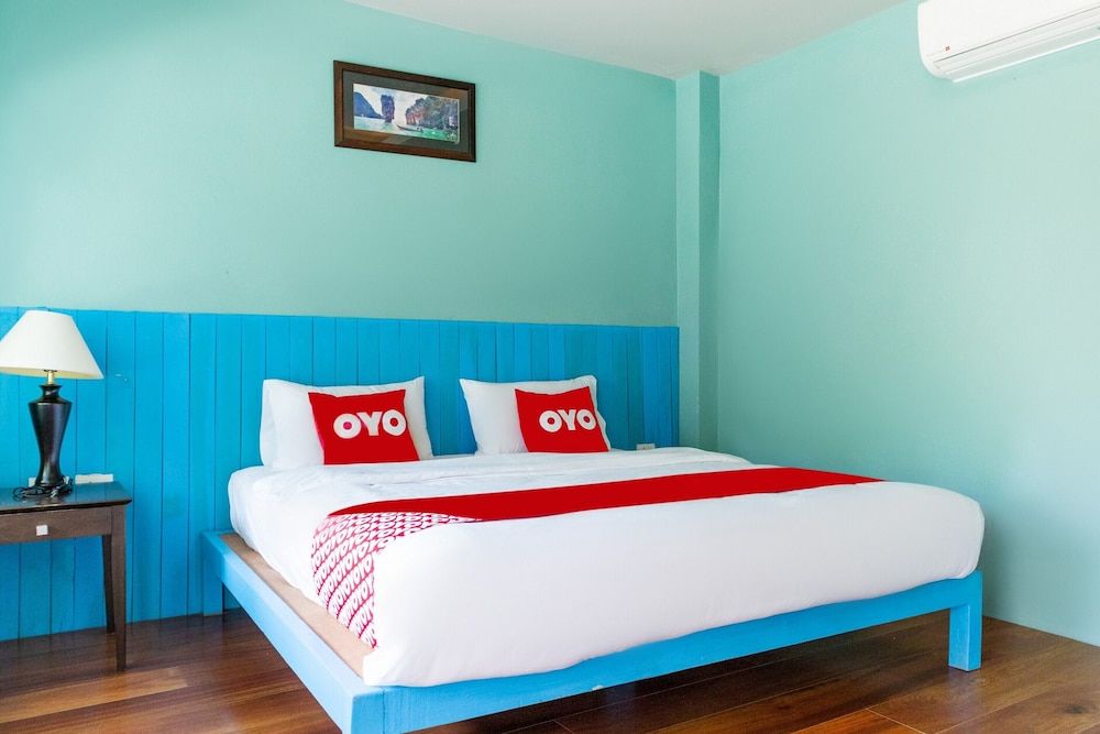 undefined OYO 929 100 Boutique Hotel 2
