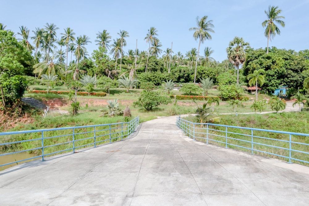 undefined OYO 929 100 Boutique Hotel 6