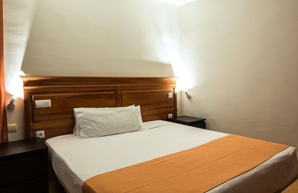 KUBIK Hotel Superior Double or Twin Room 2