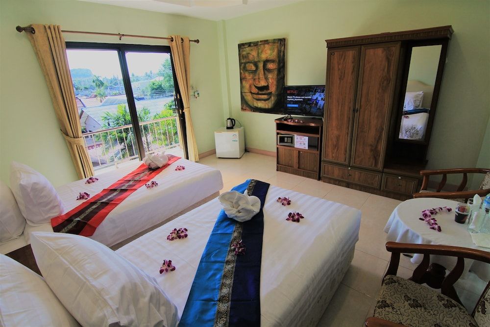 Hibiscus Samui Superior Twin Room 6
