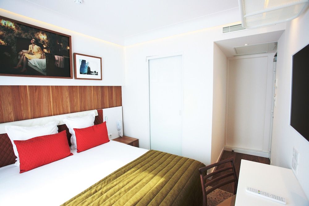 Hotel Eiffel Turenne Classic Room 3