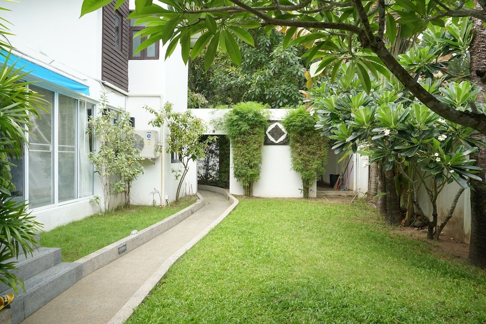 undefined Emerald Sands Beach Villa 2