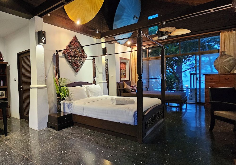 Emerald Sands Beach Villa Deluxe Villa, 3 Bedrooms 2