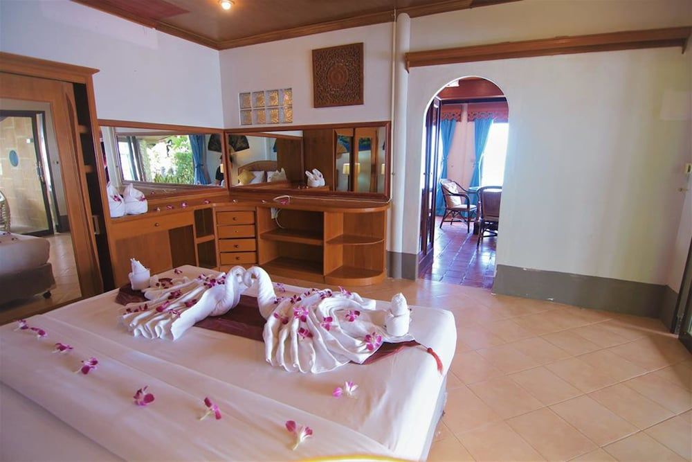 Bangrak Pier Resort 2 Bedrooms Villa 3