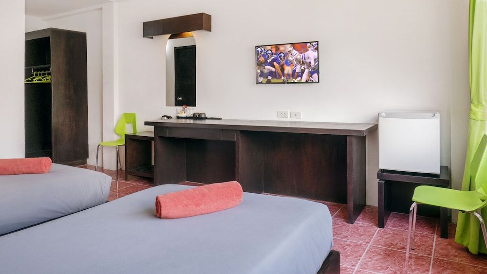 Art Residence Chaweng Beach Economy Twin Room 5