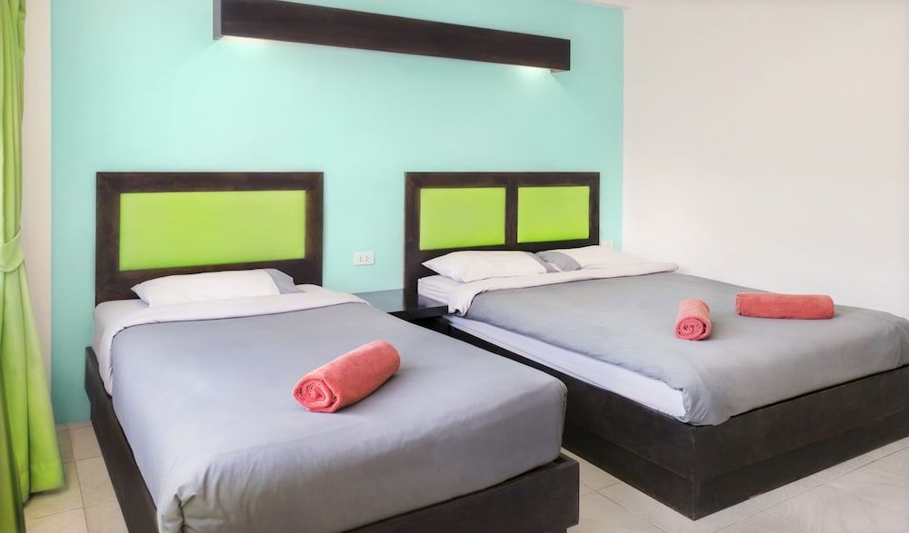 Art Residence Chaweng Beach Economy Triple Room