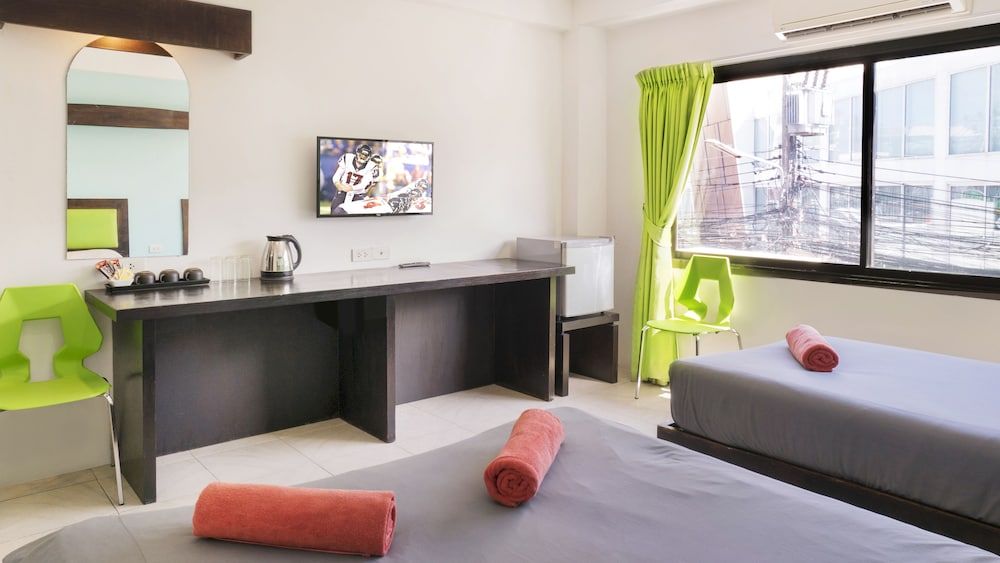 Art Residence Chaweng Beach Economy Triple Room 6