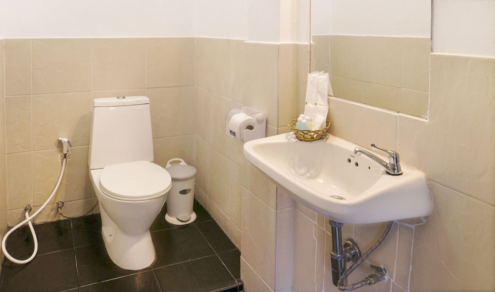 Art Residence Chaweng Beach Economy Double Room Single Use 5