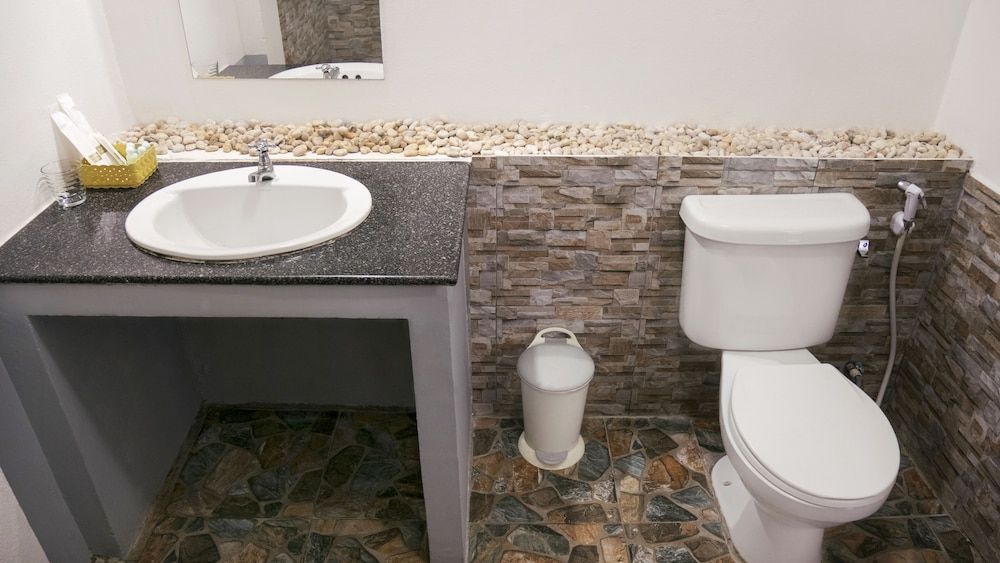 Art Residence Chaweng Beach Economy Twin Room 4