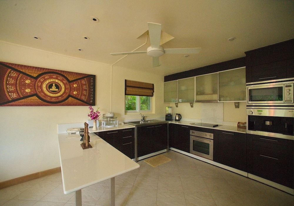 Samui Art Villa 4-Bedroom Villa with Private Pool 14