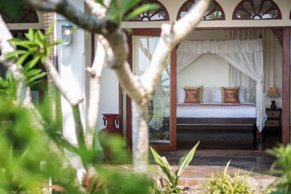 undefined Villa Su 5