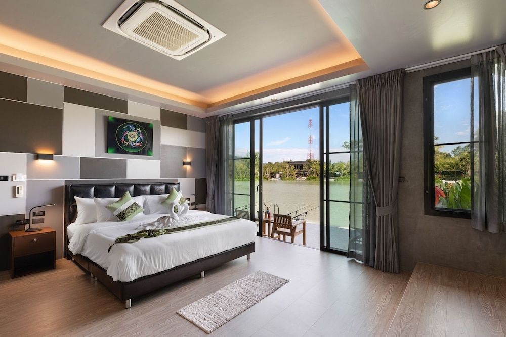 Fishing Park Samui Superior Room, 1 King Bed, Terrace, Lake View 8