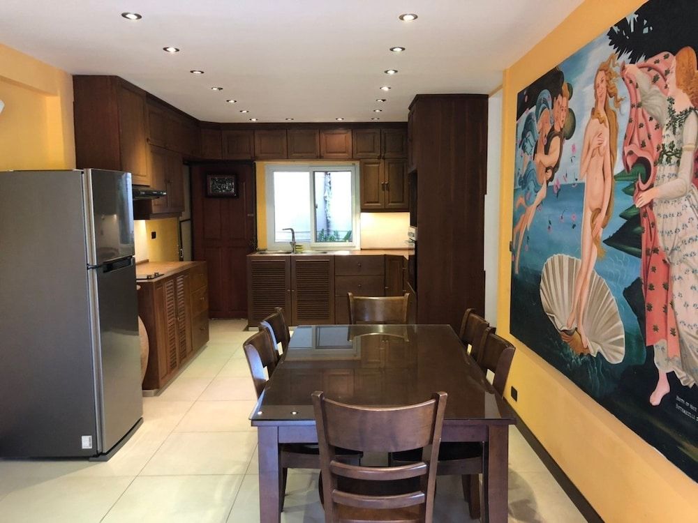 undefined Toby's Health Retreat 6