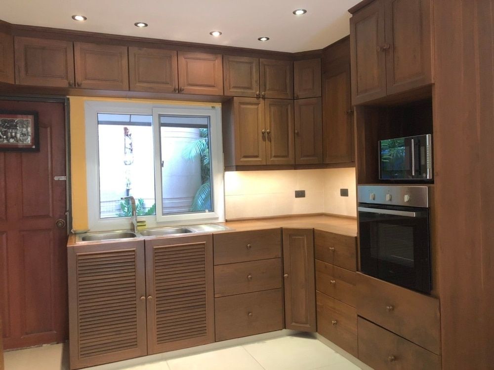 undefined Toby's Health Retreat 4