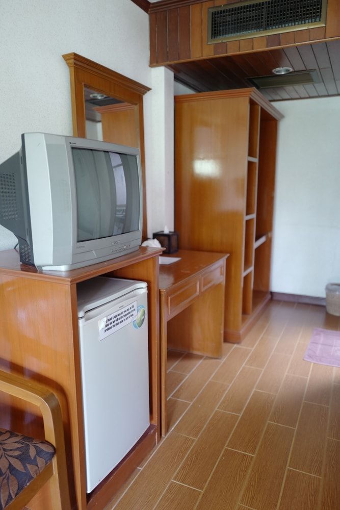 Long Beach Lodge Standard Bungalow 3