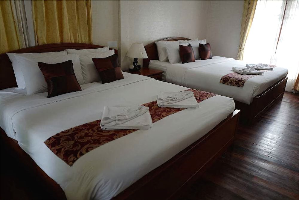 undefined Long Beach Lodge 2