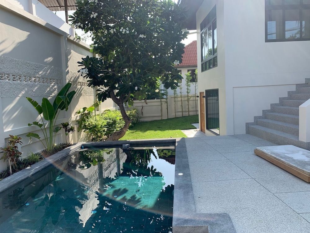 undefined THALEMAAN POOL VILLA 7