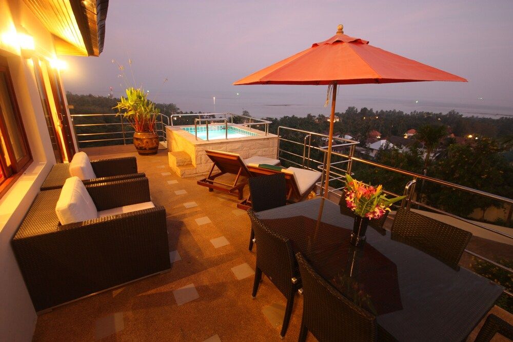 undefined Stunning sea View Villa