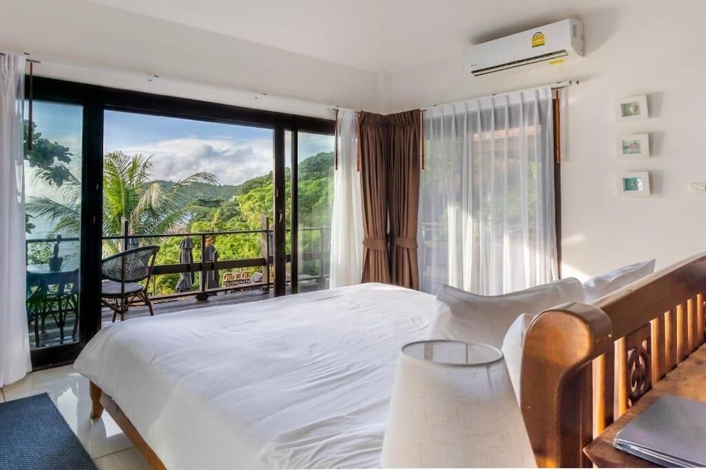 Vikasa Yoga Retreat Deluxe Double Room (Unlimited Yoga Class Access Included) 2