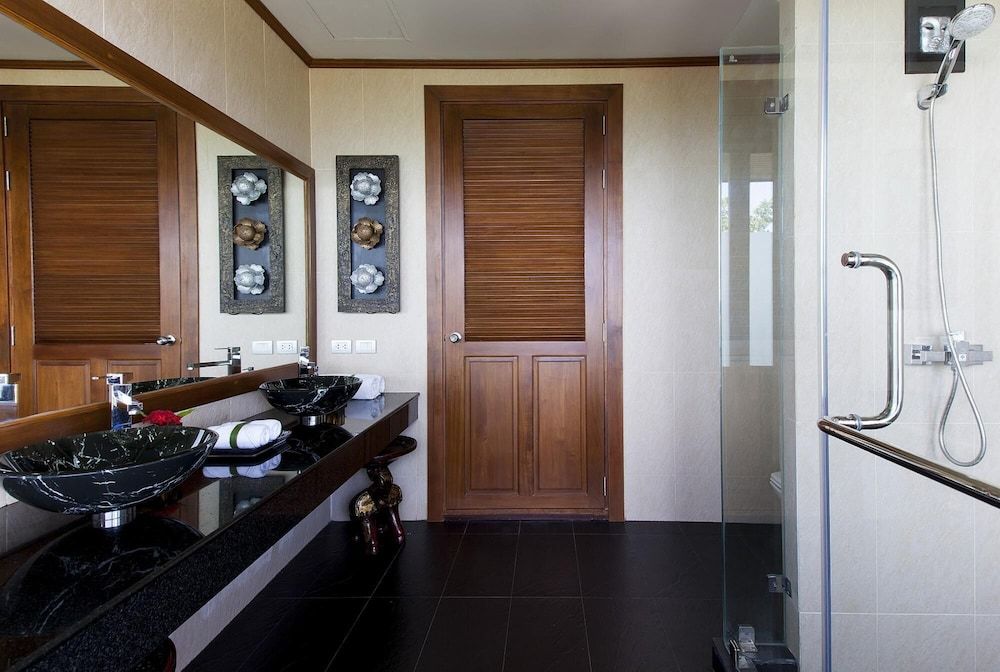 Baan Phuttarak - Choeng Mon Villa 16