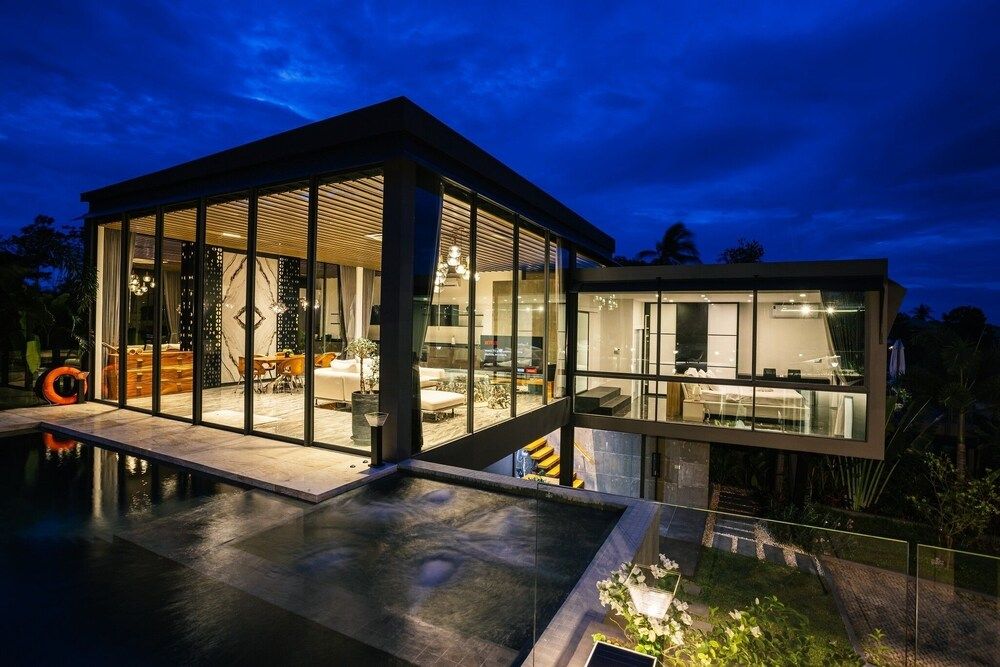 undefined Villa Obsidian 3