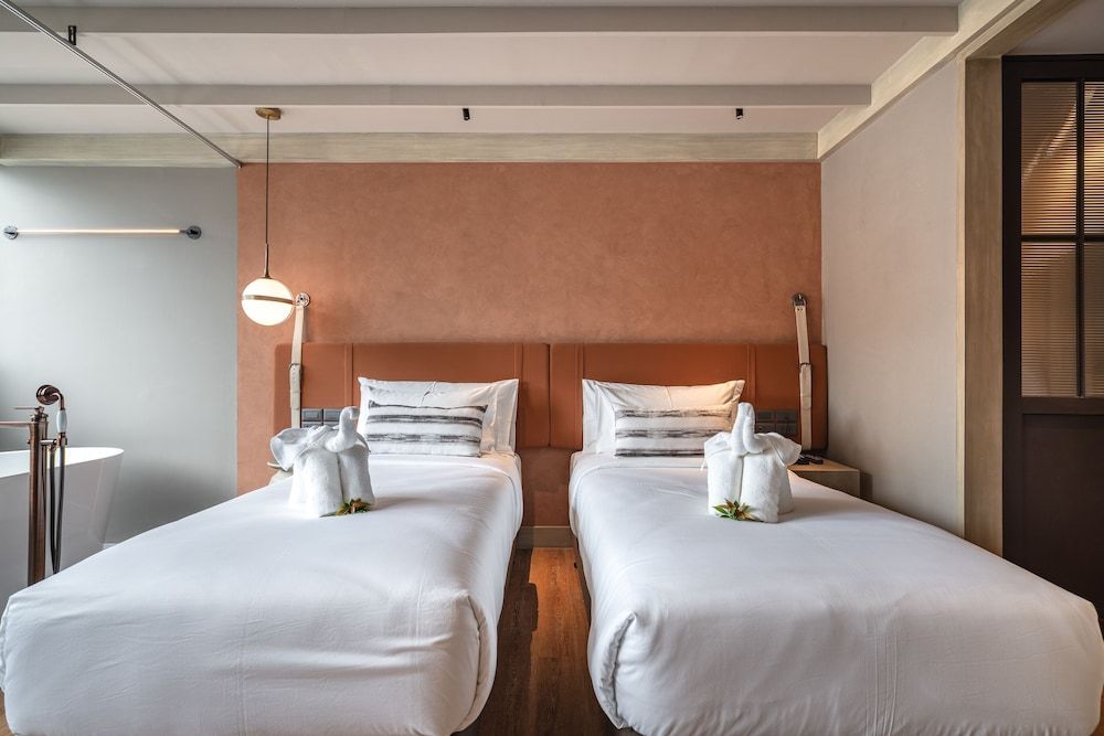 Superior Twin Room, 1 Bedroom, Bathtub