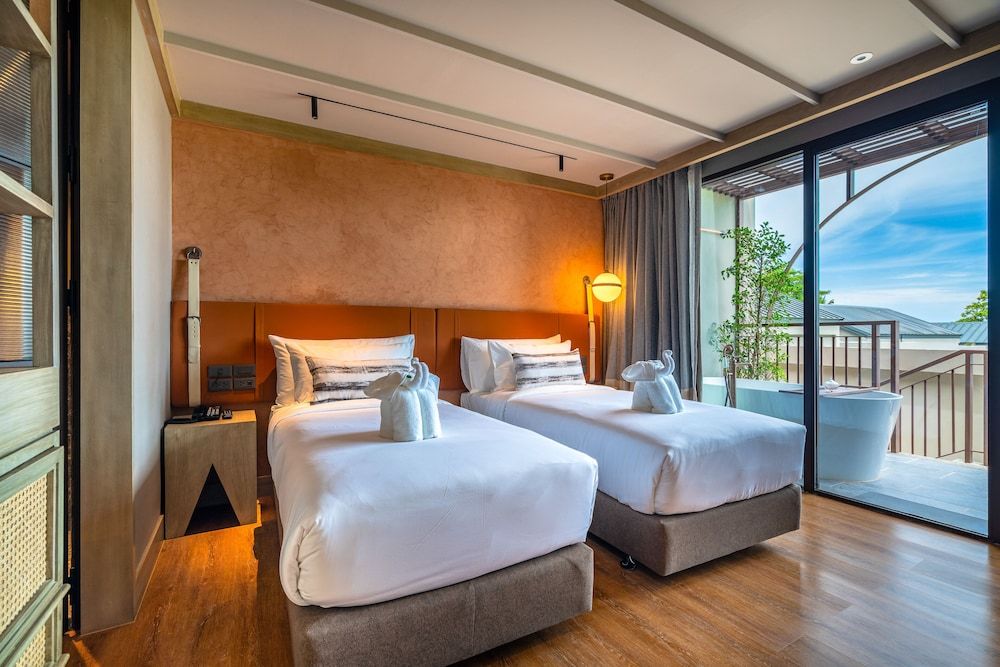 Thai Fight Hotel Deluxe Twin Room, 1 Bedroom, Bathtub 3