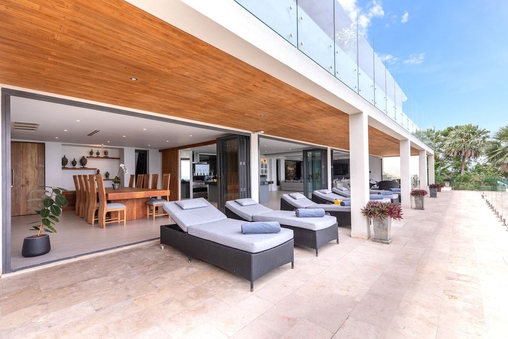 undefined Villa Firefly 8