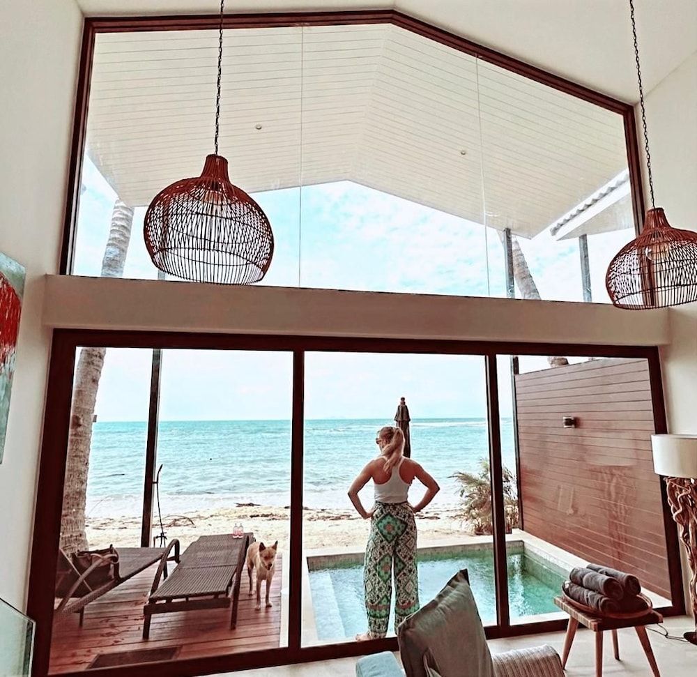 Sarana Beach Villas Luxury Villa 11