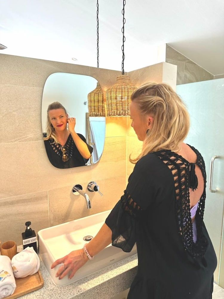 Sarana Beach Villas Family Villa 16