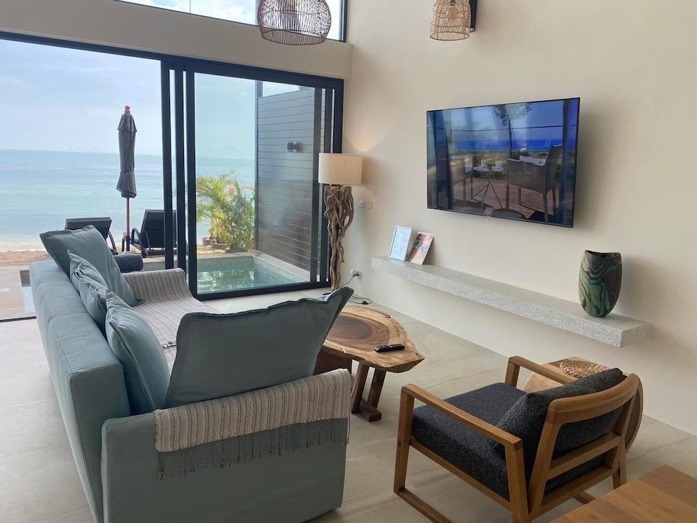 Sarana Beach Villas Family Villa