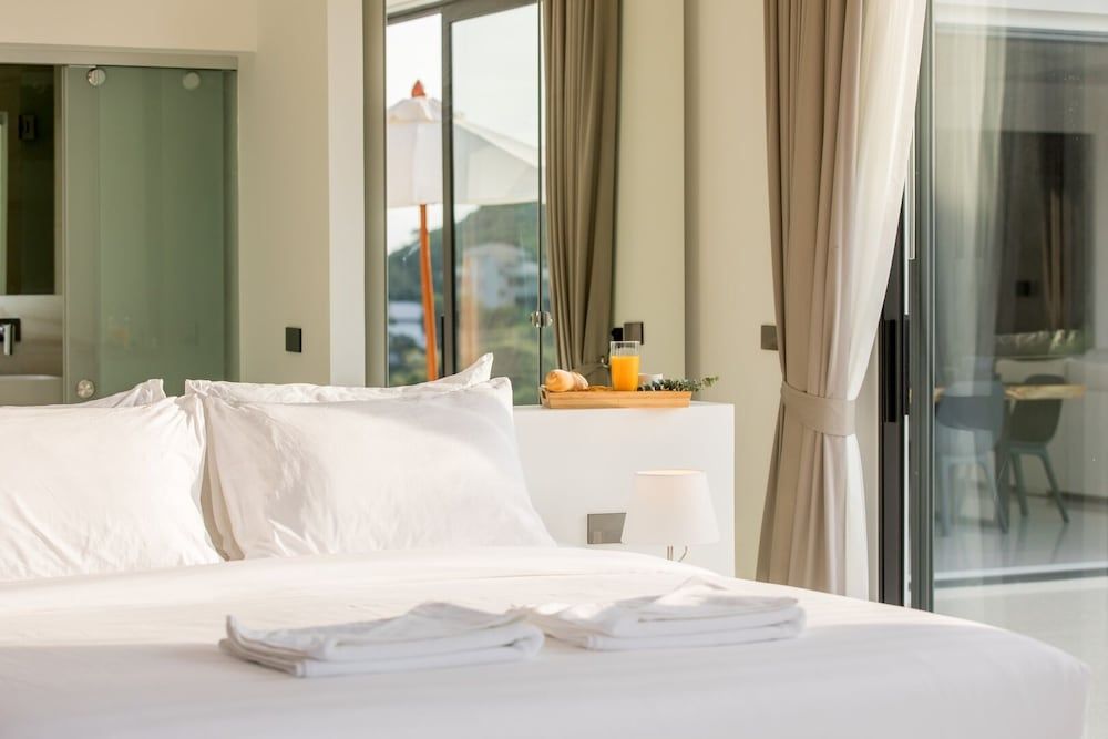 Beautiful 4 Bedroom Luxury Villa with Sea Views - KBR2 Executive Villa 32