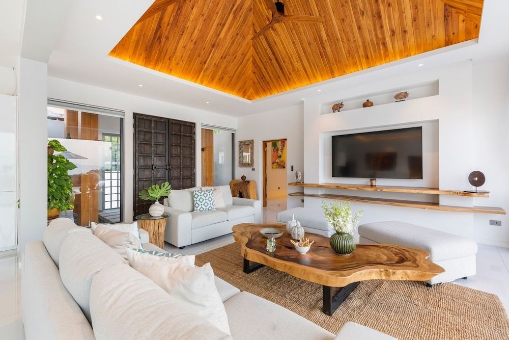 Beautiful 4 Bedroom Luxury Villa with Sea Views - KBR2 Executive Villa 34