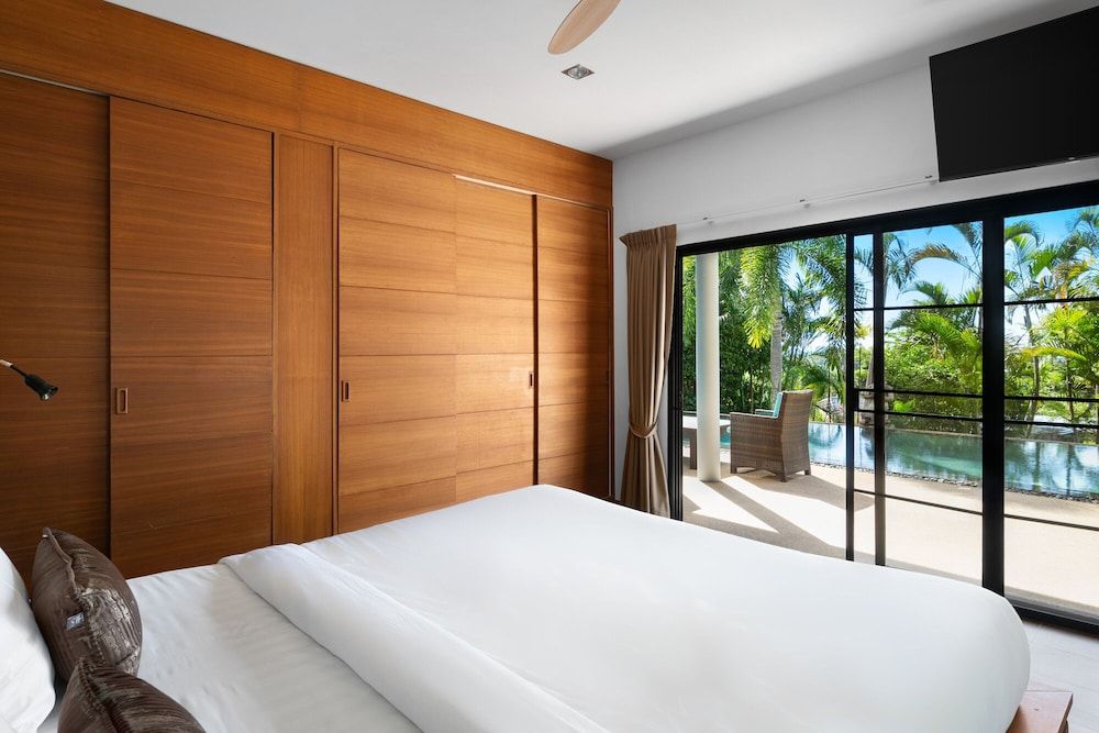 Stylish 3 Bedroom Pool Villa - KBR1 Executive Villa 10