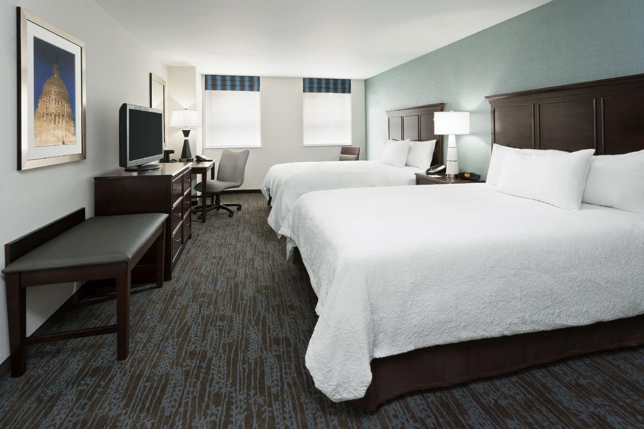 1 King Bed Nonsmoking