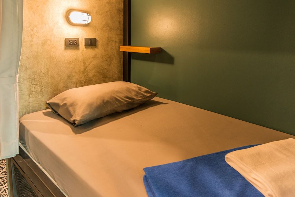 Link Hostel Aonang - Adults Only Basic Shared Dormitory 4
