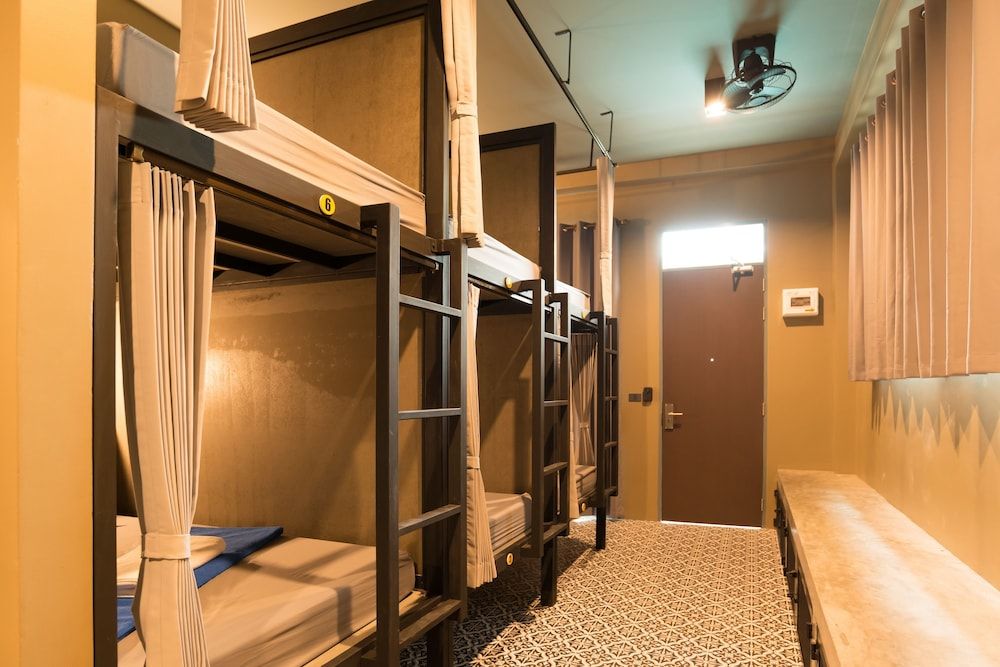 Link Hostel Aonang - Adults Only Basic Shared Dormitory 6