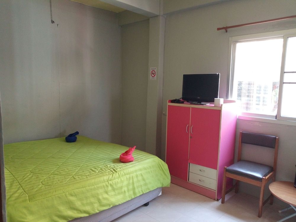 Baan Kwan Hotel Standard Double Room 6