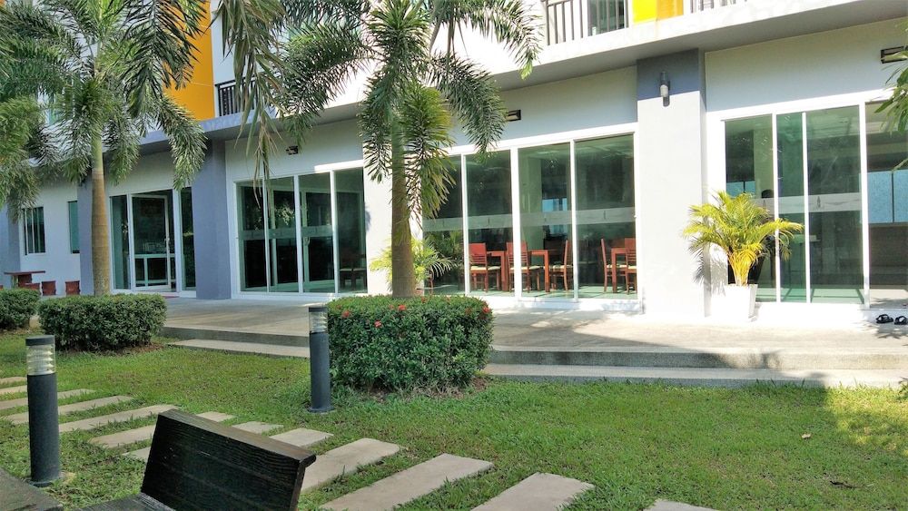 undefined Hidayah Aonang Krabi 2