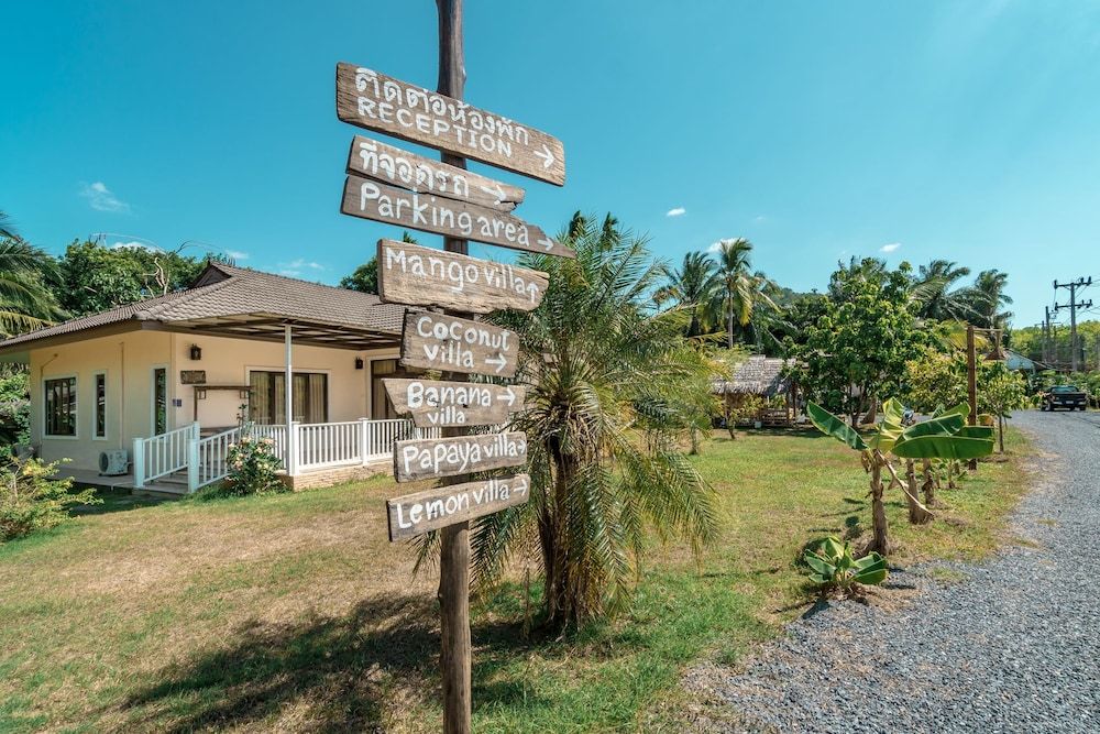 undefined Lay back Villa 7