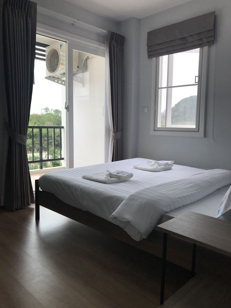 undefined Living at Sphere Apartment - Family room 9