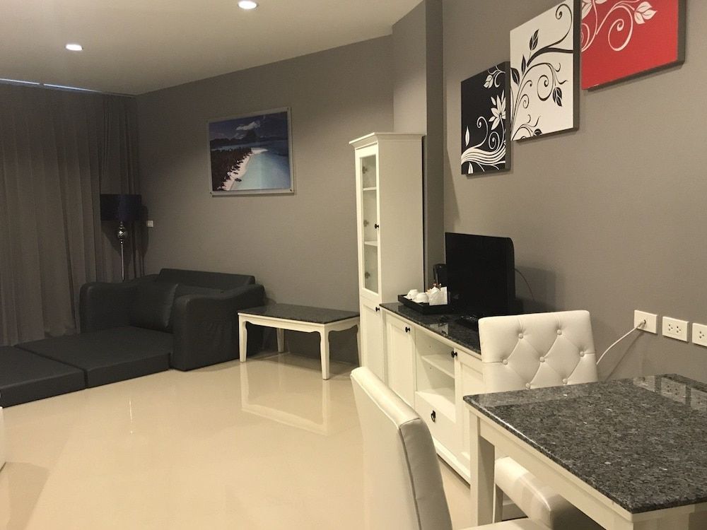 Apartment in Aonang & Railay Sea View Panoramic Apartment, 1 King Bed, Accessible, Smoking 10