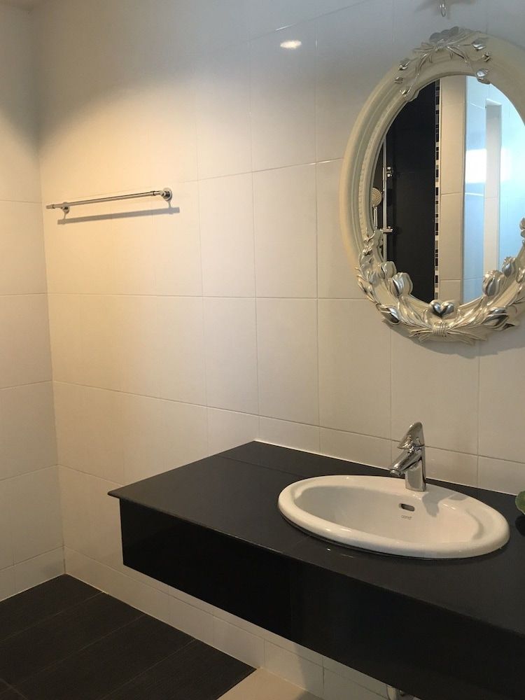 Apartment in Aonang & Railay Sea View Panoramic Apartment, 1 King Bed, Accessible, Smoking 7