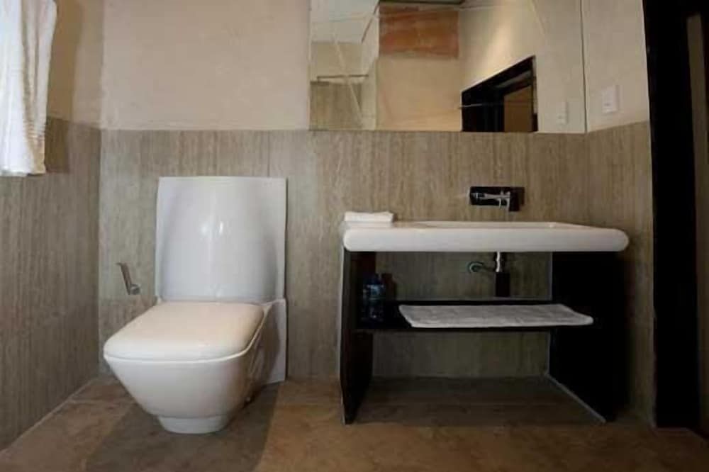 undefined Kings in Cape Hotel 10