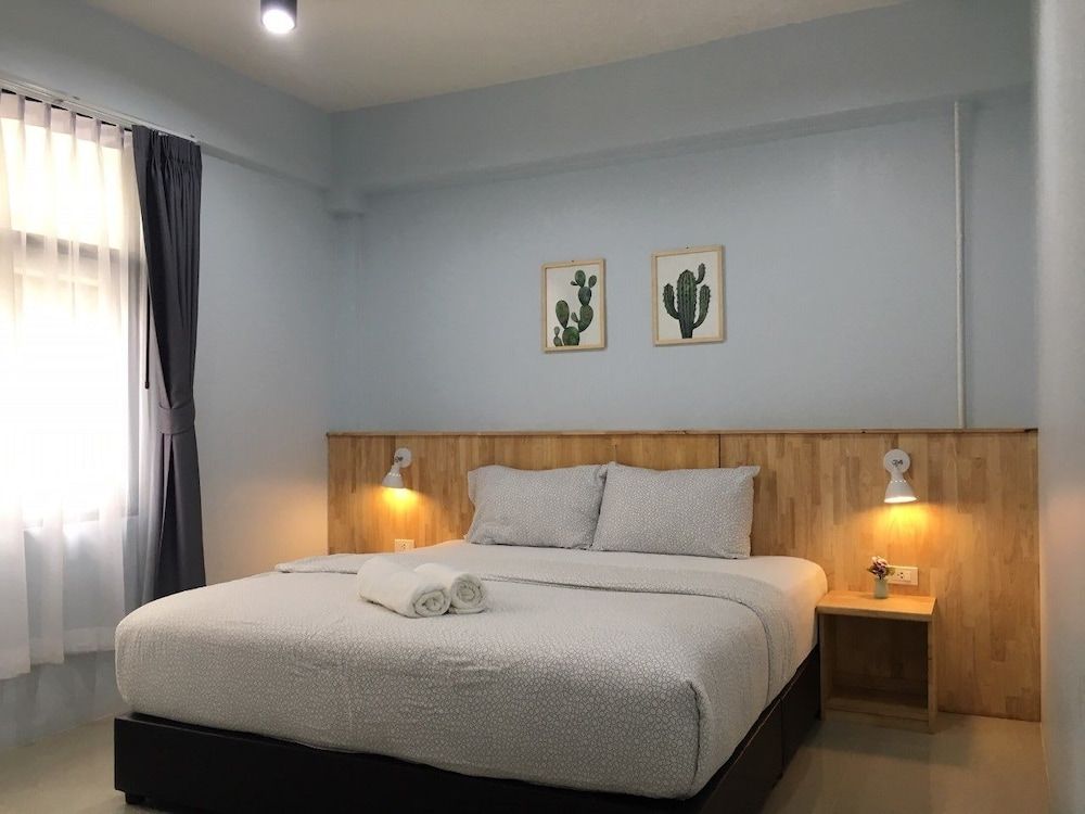 Otter House 2 Bedrooms Apartment with Sofa Bed 7